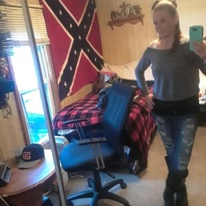 Meet your Posher, Melissa